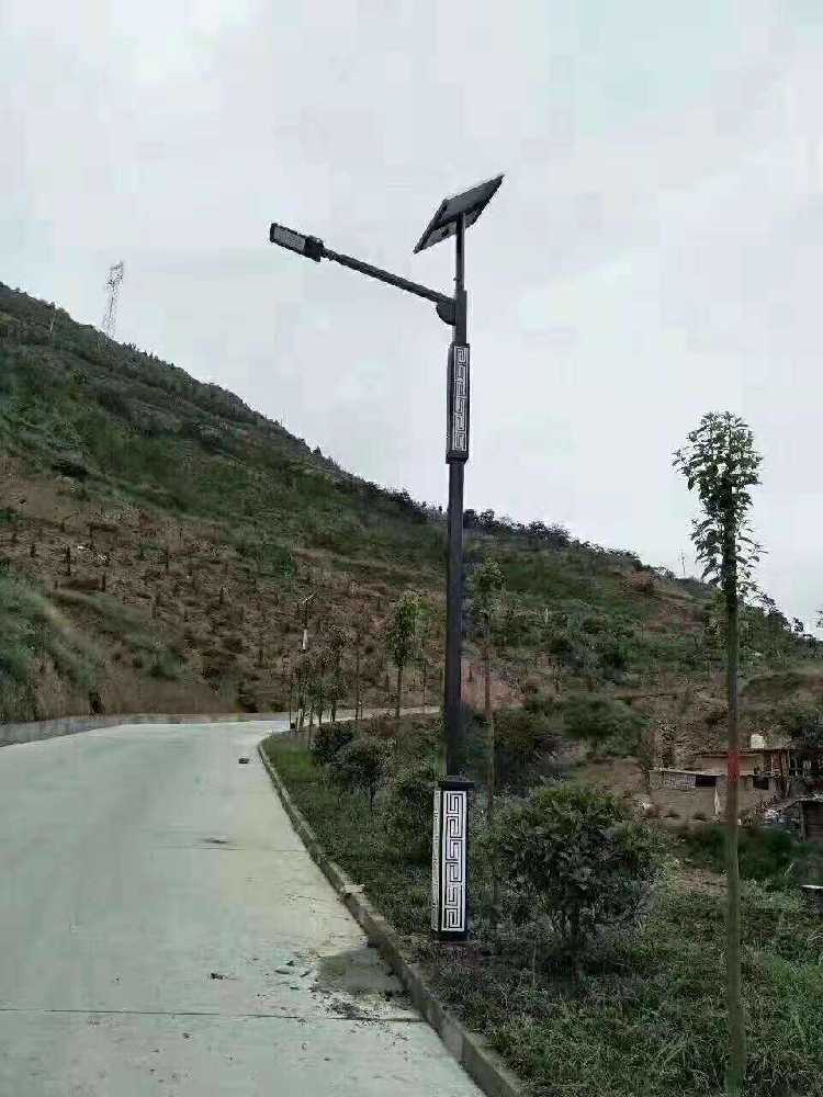 扎鲁特旗仿古太阳能路灯